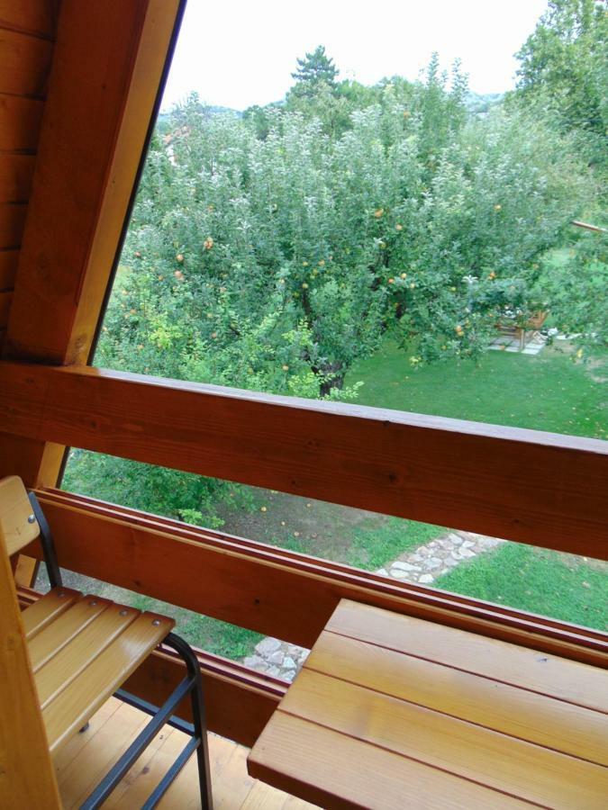 Apple House Βίλα Τσέτινιε Εξωτερικό φωτογραφία