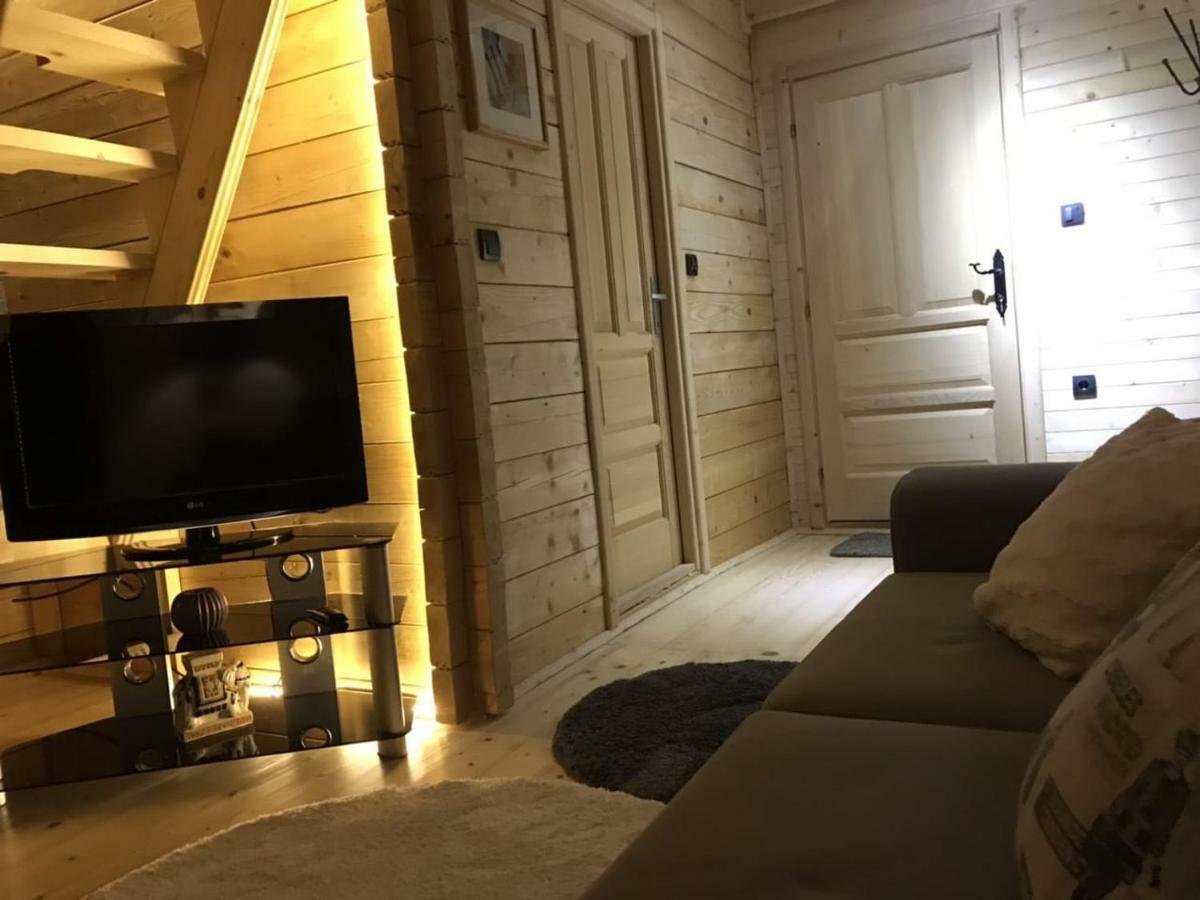 Apple House Βίλα Τσέτινιε Εξωτερικό φωτογραφία