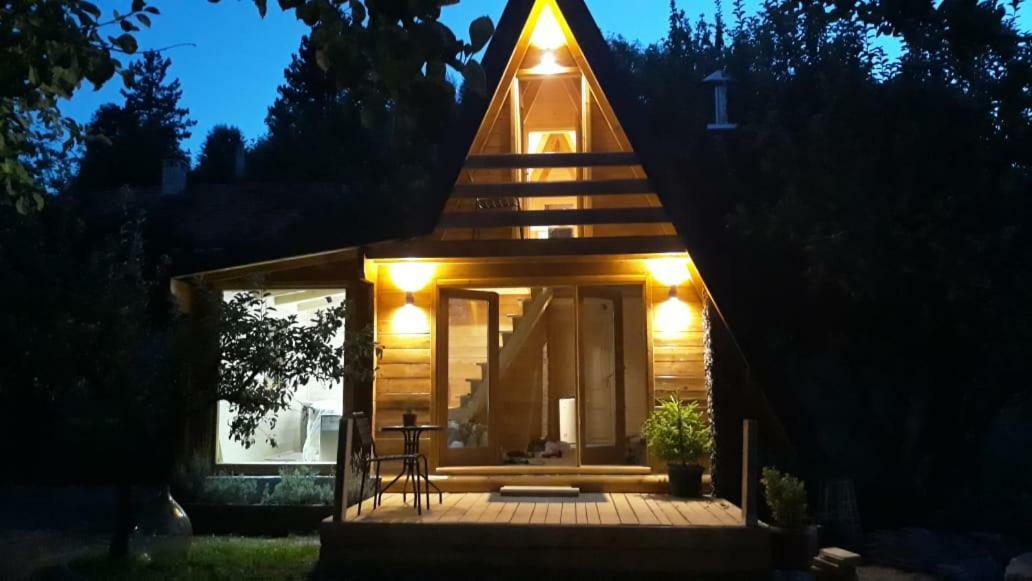 Apple House Βίλα Τσέτινιε Εξωτερικό φωτογραφία